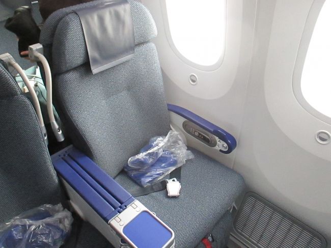 帰りもプレミアムエコノミーです。