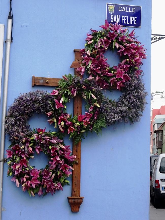 更にいくつか目についた十字架を・・・