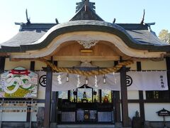 標高１４５０メートル地点にある石鎚神社成就社。
進学、入学、家内安全祈願のご利益があるらしい。
