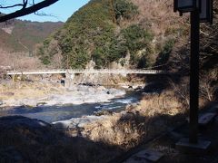 さっさと下山して御岳渓谷を散策。