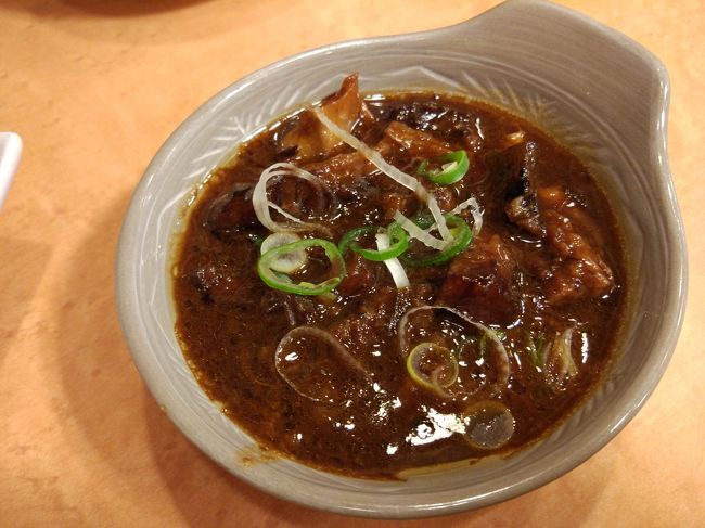 牛すじどて煮　３８０円<br /><br />これはなかなかうまい！少し量が少ないですが…<br />