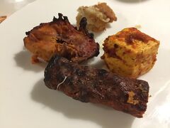 Pind Balluchi restaurant で夕食会
タンドリーチキン・ケバブなどどれも美味しかったです。
