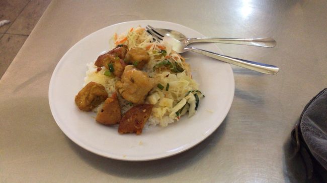 ようやく、ちょこっと、チャーハンを。