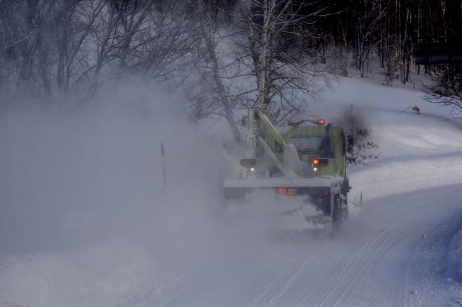 働く車シリーズ。<br />美瑛の除雪車は猛スピードで仕事をこなしています。