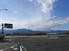 残念ながら富士山は雲の中。