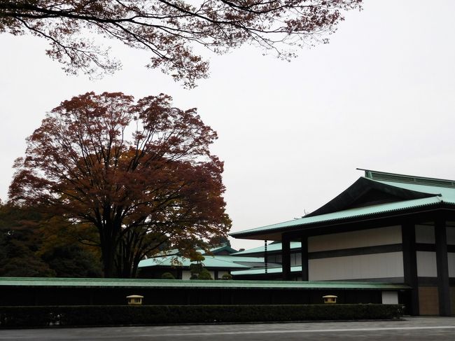 　長和殿の後ろに見えるのは千草・千代の間