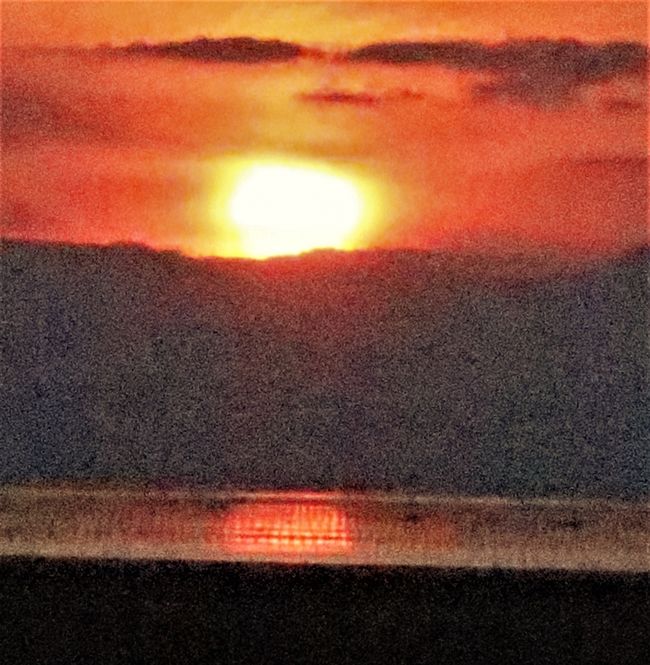 佐賀空港 日の入り 夕焼け 展望デッキから 充実した旅の終幕に 佐賀市 佐賀県 の旅行記 ブログ By マキタン2さん フォートラベル 佐賀空港 日の入り 夕焼け 展望デッキから 充実した旅の終幕に 佐賀市 佐賀県 の旅行記 ブログ By マキタン2さん フォートラベル