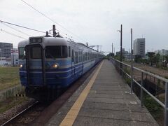 弥彦線がやってきました。
ここから乗車して今日は移動します。