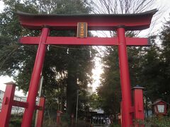 もうひとつのお目当ての場所に到着です。
三嶋神社です。
