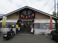 夕張駅を後にしてお昼の時間なので夕張駅前の「バリー屋台」
