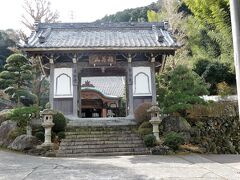 東林寺の山門