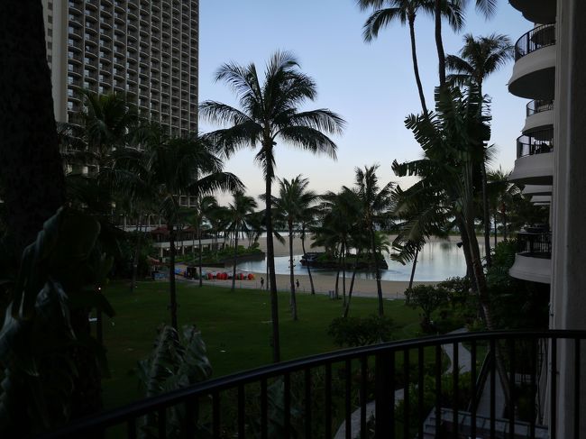 ４日目の朝<br /><br />この日も早起き<br /><br />このくらい明るいから６時半くらいでしょうか