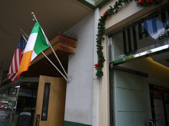 そしてやってきたのはココ<br /><br />免税店を出てすぐ