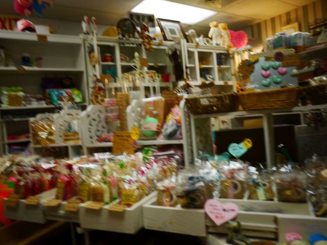 これはバスソルト？<br />　　<br />パワーストーン？だったかなあ