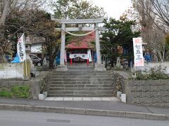 増毛厳島神社。