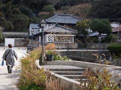 ペリーロードの先に有る、旧澤村邸の全景です。
（なまこ壁と伊豆石と言う下田の特徴的な建築様式で大正４年の建築）