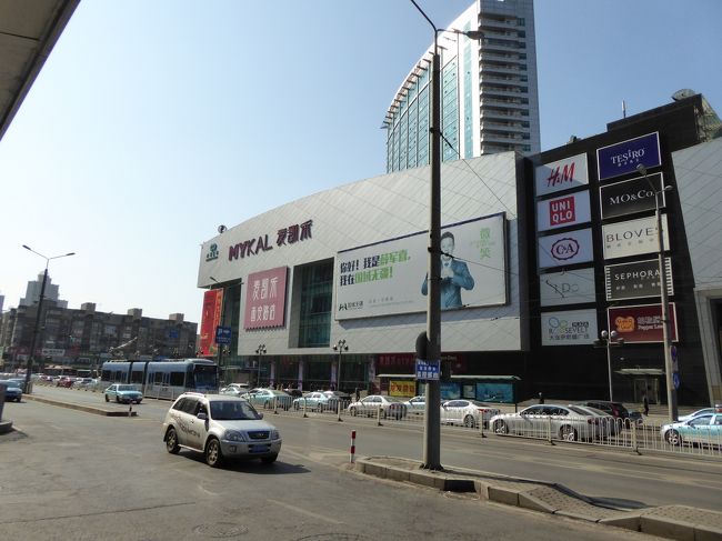11:34 マイカル西安路店<br />いつもは大連商城のマイカルに行くことが多いのですが、ここにあるんですね。今回中は入っていませんが、同じような日系ぽい感じですかね。