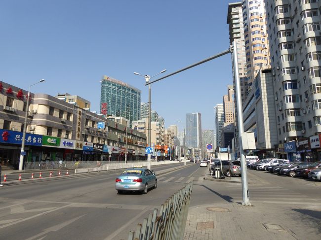 11:39 西安路×永平街<br />改めて振り返ってみましたが、やっぱり北側の方が賑わっている感じです。