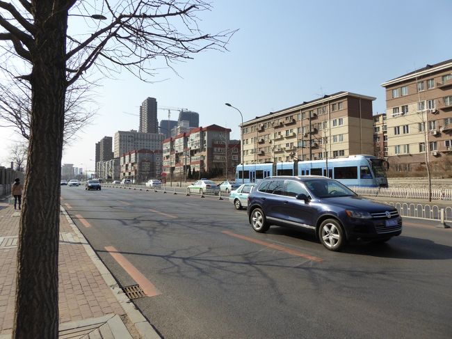 13:42<br />ひたすら歩き続けますが、202区は本当にいろんな車体の路面電車がやってきます。
