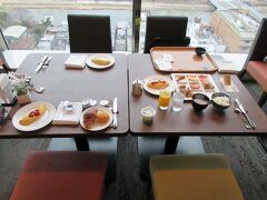 京都ホテルオークラ 
17F『トップラウンジ オリゾンテ』
朝食バイキング