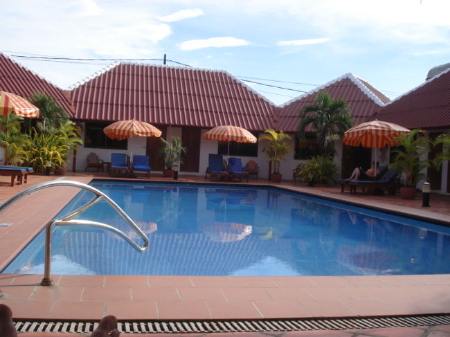 ホテルのプール