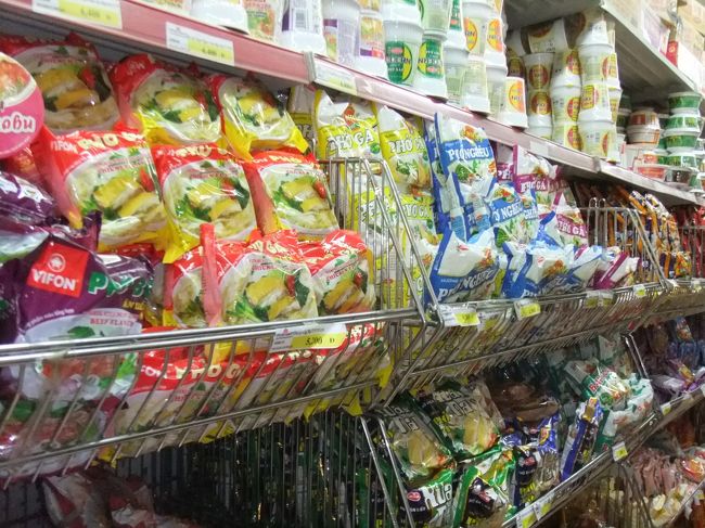 ついつい大量買いしてしまう、インスタント・フォー。