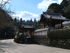 大野寺までは5分もかからず到着！
中の拝観もできますが、バスまで実質10分強なので…