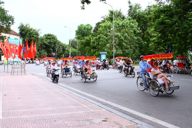 シクロがたくさん走ってました。