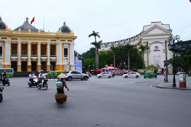 ホテル出発までの時間、スーパーに行ってみます。