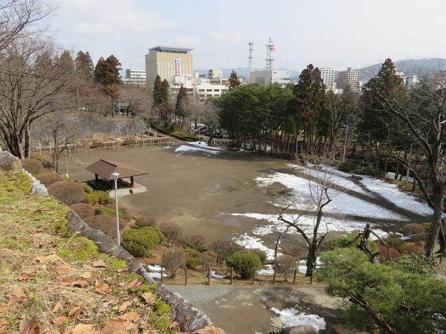 本丸から公園が見渡せます。