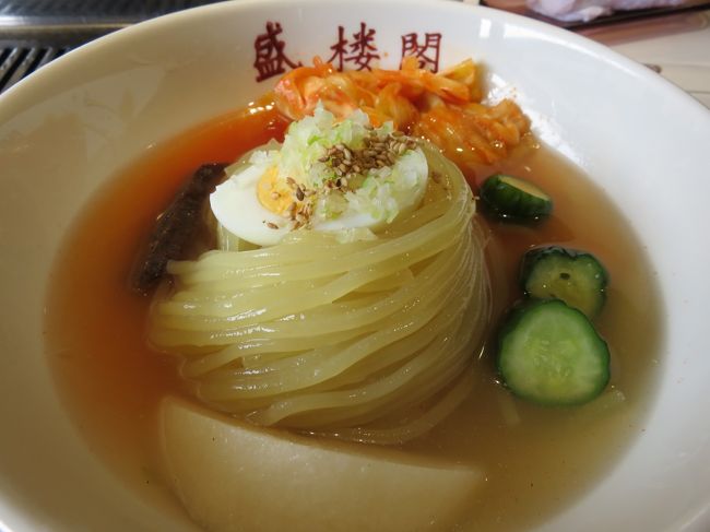 昼は盛岡冷麺。<br />麺にコシがあっておいしかったです。