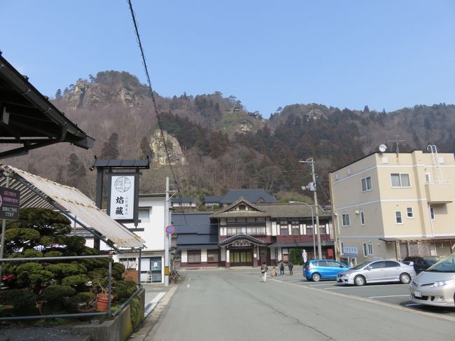 駅前はのどかな雰囲気。