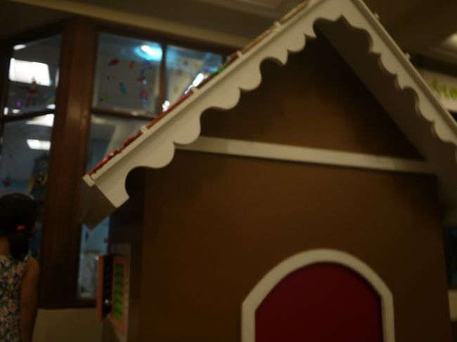 これこれ<br /><br />この赤い扉にやられました