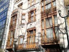 『ソルヴェ邸』 
1893年　オルタ作 
('Hotel Solvay' V. Horta) 
こちらはイクセル地区になりますが
この地域にはAudrey Hepburn birthplaceもあります。
