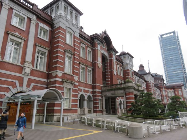 この日は神田から出発。<br />東京駅。丸の内側がきれいになっています。