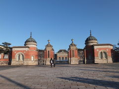 そのまま歩き続けて、
京都国立博物館まで到着。
素敵な洋館なので、
いつか、訪問したいと思っているんですが、
いつも寺社仏閣を優先しちゃうんだよなぁ。。。

そんなこんなで、京都最終日は、
歩き回って終了。
２年続けて冬の訪問だったから、
次は別の季節の訪問を計画するかなぁ。