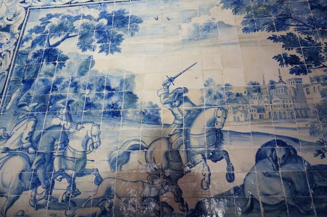 アズレージョって宗教の要素がなく、内容がわかりやすくて見てて飽きないです。