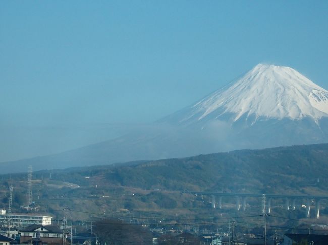良いお天気♪新幹線の車内から富士山が綺麗に見えます★