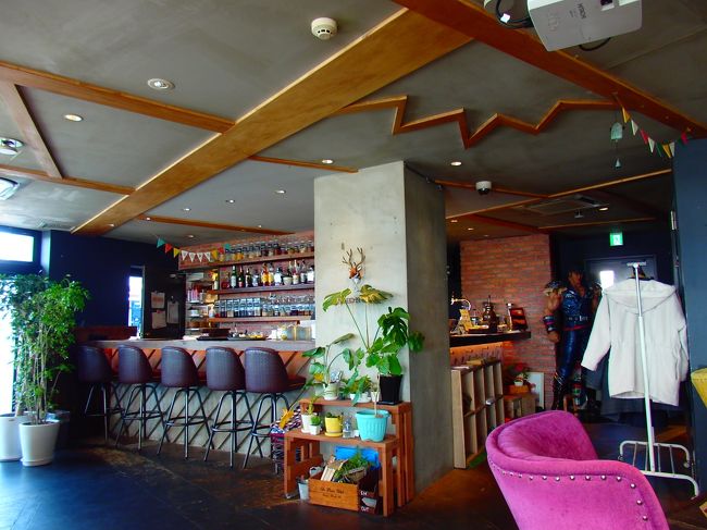 エレベーターが開くと、すぐに店内です。