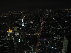 で、夜景でも見るかってことで、エンパイアステートビルへ