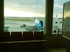 ジンベイジェット

ラウンジでゆっくりするはずがスル−( ノω-、）