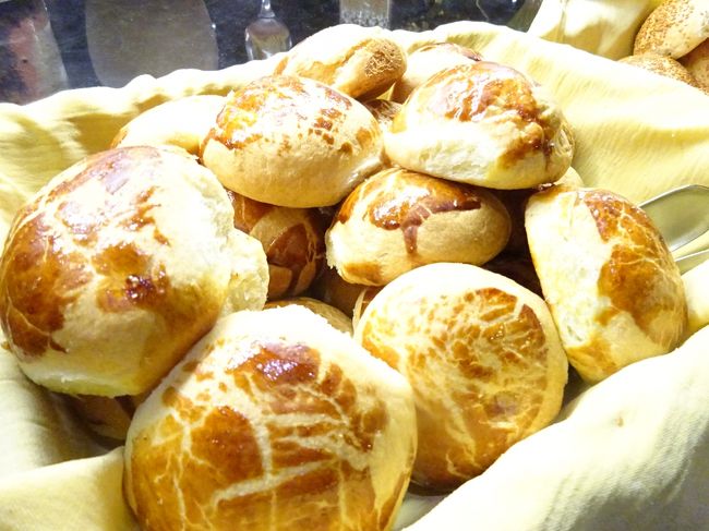 パンが美味しい～。<br /><br />本当にトルコのパンは美味しいのです。