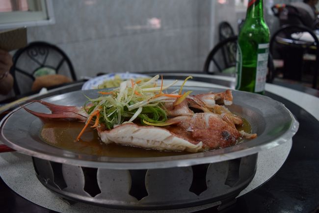 こちらは赤魚の蒸したもの。<br />身が柔らかいです。<br /><br />二人であっという間に食べました。全品、完食です。<br />