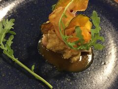 【藍染 Aizome】

今は、純・日本人シェフはいませんが、料理のレベルも以前と同じぐらいに戻り、日系人料理人を中心に、上手に回っている感じです。