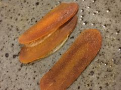 【藍染 Aizome】

オーナーがお店に出てくることは殆ど皆無ですが.....


写真：カラスミ...