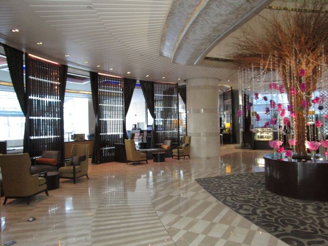 朝食後にホテルのコンシェルジュにお願いして、１０時にヘルスランドの予約をお願いした。