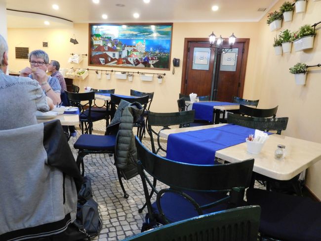 前回は朝が早く朝食を食べられなかったので、今日が初めての朝食です。<br />朝食は、７時からでした。