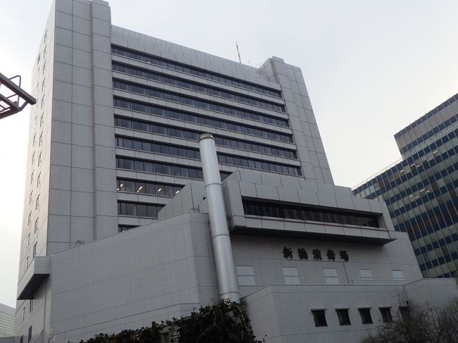 新橋演舞場にやってきた。