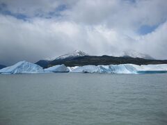 ロス・グラシアレス国立公園で最大の氷河、ウプサラ氷河