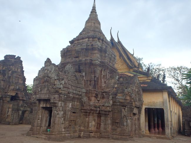 手前と奥が様式違いますね